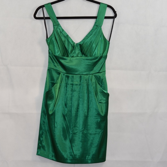 Green Satiny Dress SZ 5/6 B Smart - Picture 2 of 8